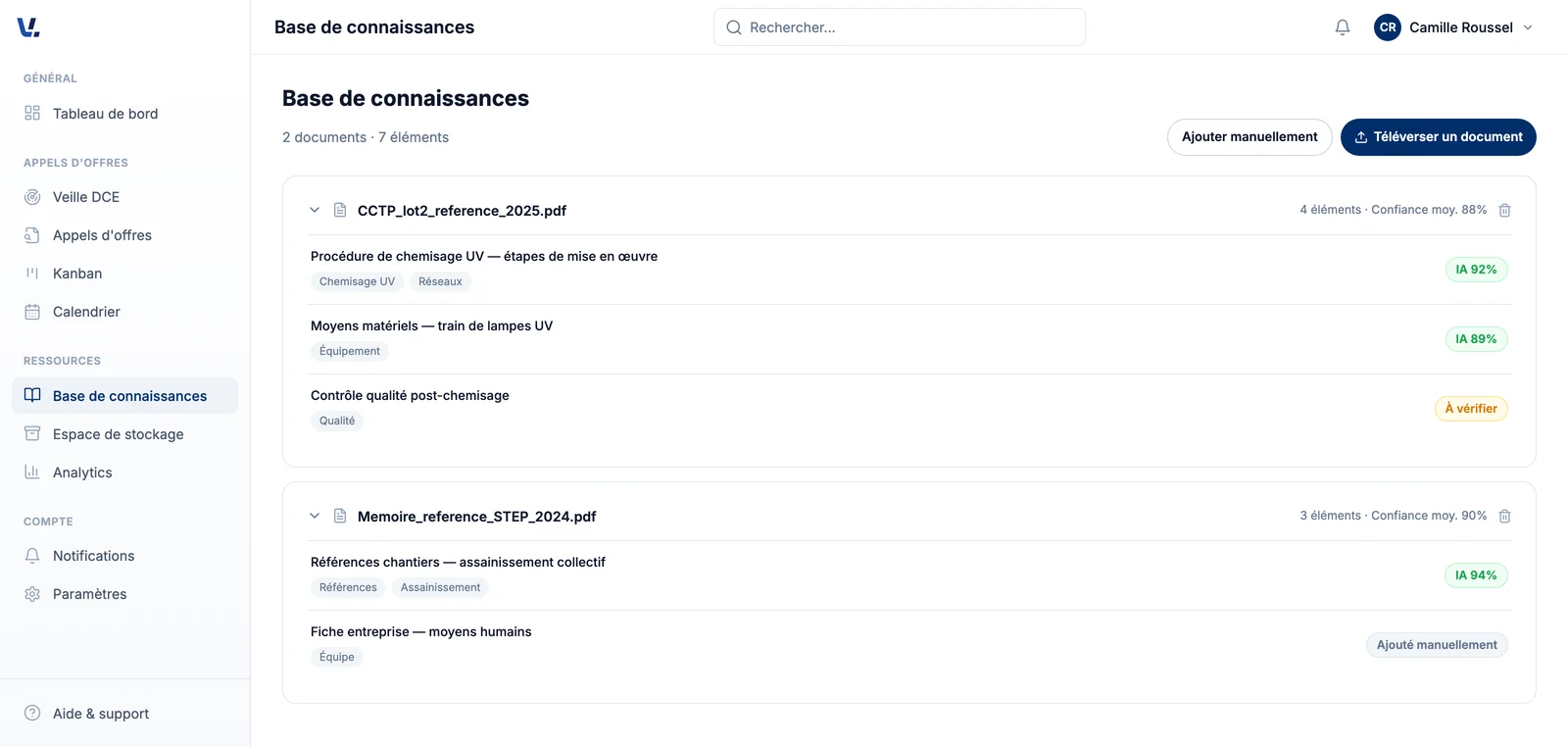 Écran de la base de connaissances de l'application Vialogic : documents importés et éléments extraits avec leur niveau de confiance